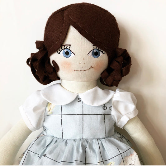 Violett Valentine Doll